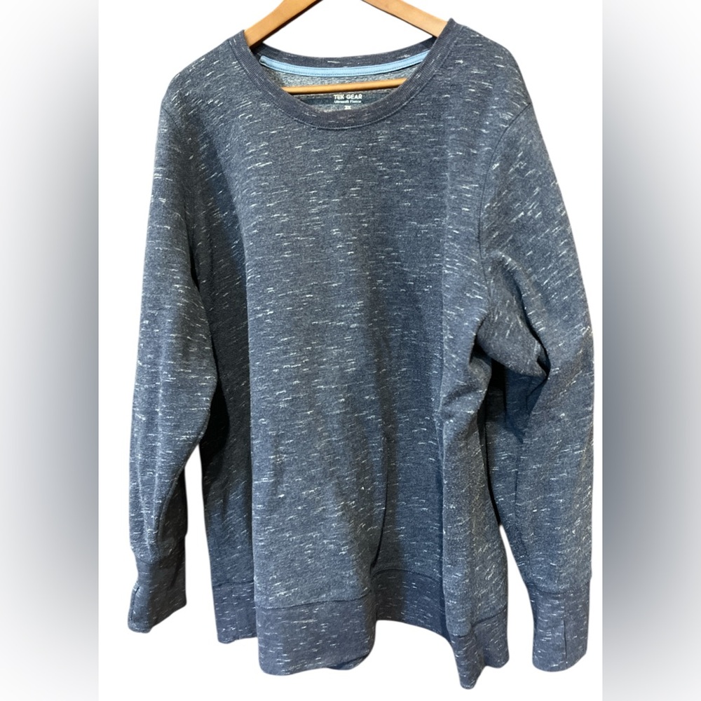 Tek Gear Ultrasoft Fleece in Dark Blue w/ White specs Women’s Sweatshirts Sz 3X
